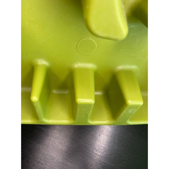 OLIVE GREEN CUTLERY Tray - Rubbermaid Flatware Tray - Vintage 70s - 9" x 12 1/2" - Picture 7 of 8